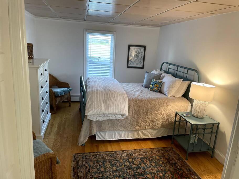 Updated Historic Water St 2 Bdr, 2 Bath Apartment. Eastport Exterior photo