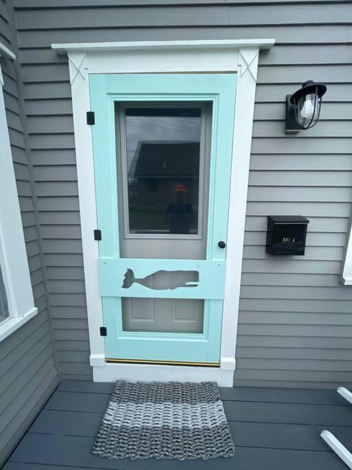 Updated Historic Water St 2 Bdr, 2 Bath Apartment. Eastport Exterior photo